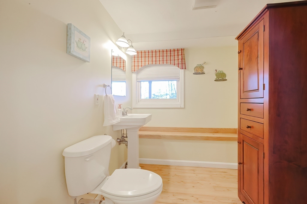 20 Cedar Farms Road Medway, MA 02053 - Photo 34 of 42 Gallery Image 34