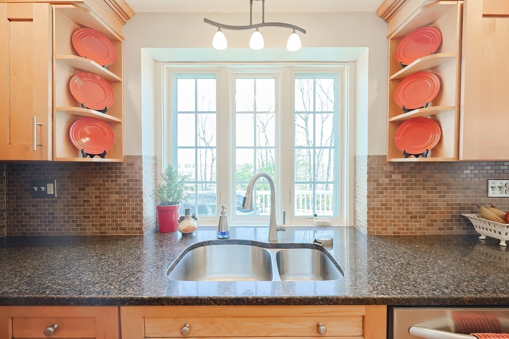 20 Cedar Farms Road Medway, MA 02053 - Photo 7 of 42 Gallery Image 7