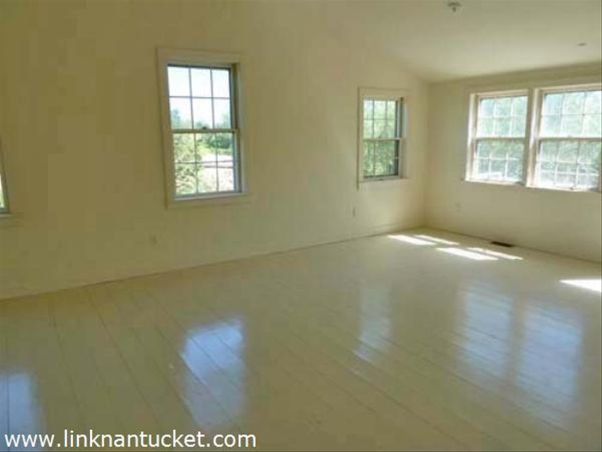 42 Hummock Pond Road Nantucket, MA 02554 - Photo 4 of 11 Gallery Image 4