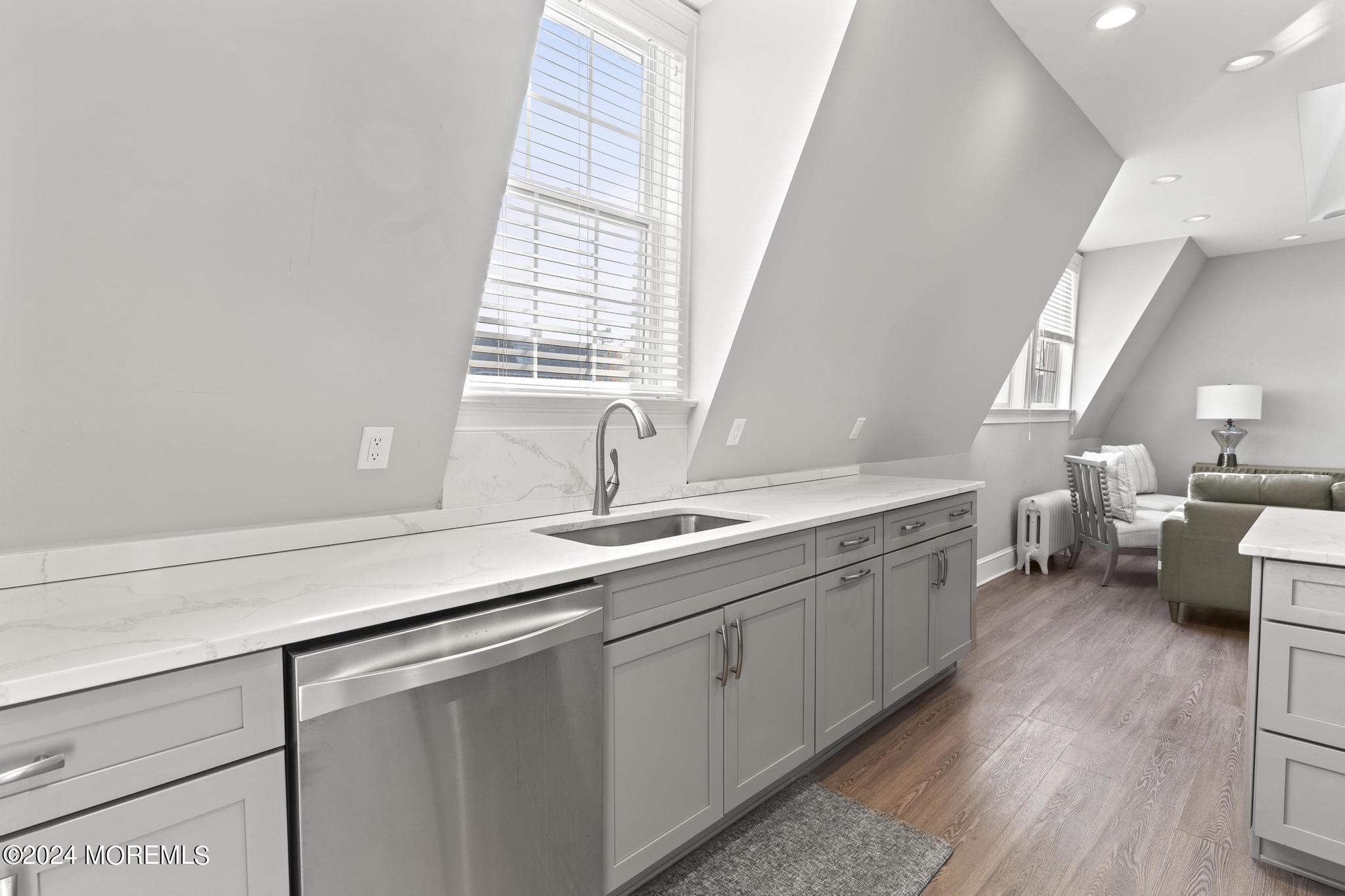 892 Elberon Avenue Long Branch, NJ 07740 - Photo 4 of 50 Kitchen