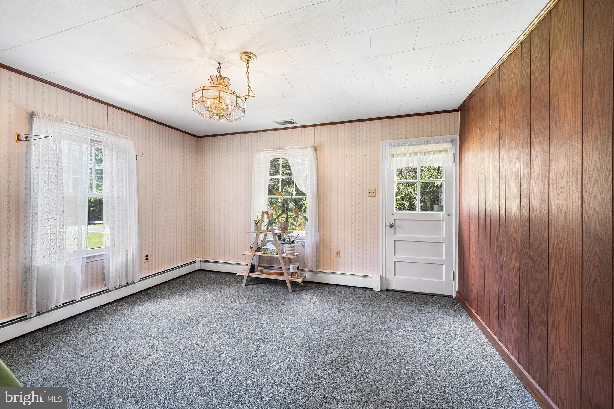 1195 Powder Mill Hollow Road Boyertown, PA 19512 - Photo 4 of 32 Gallery Image 4
