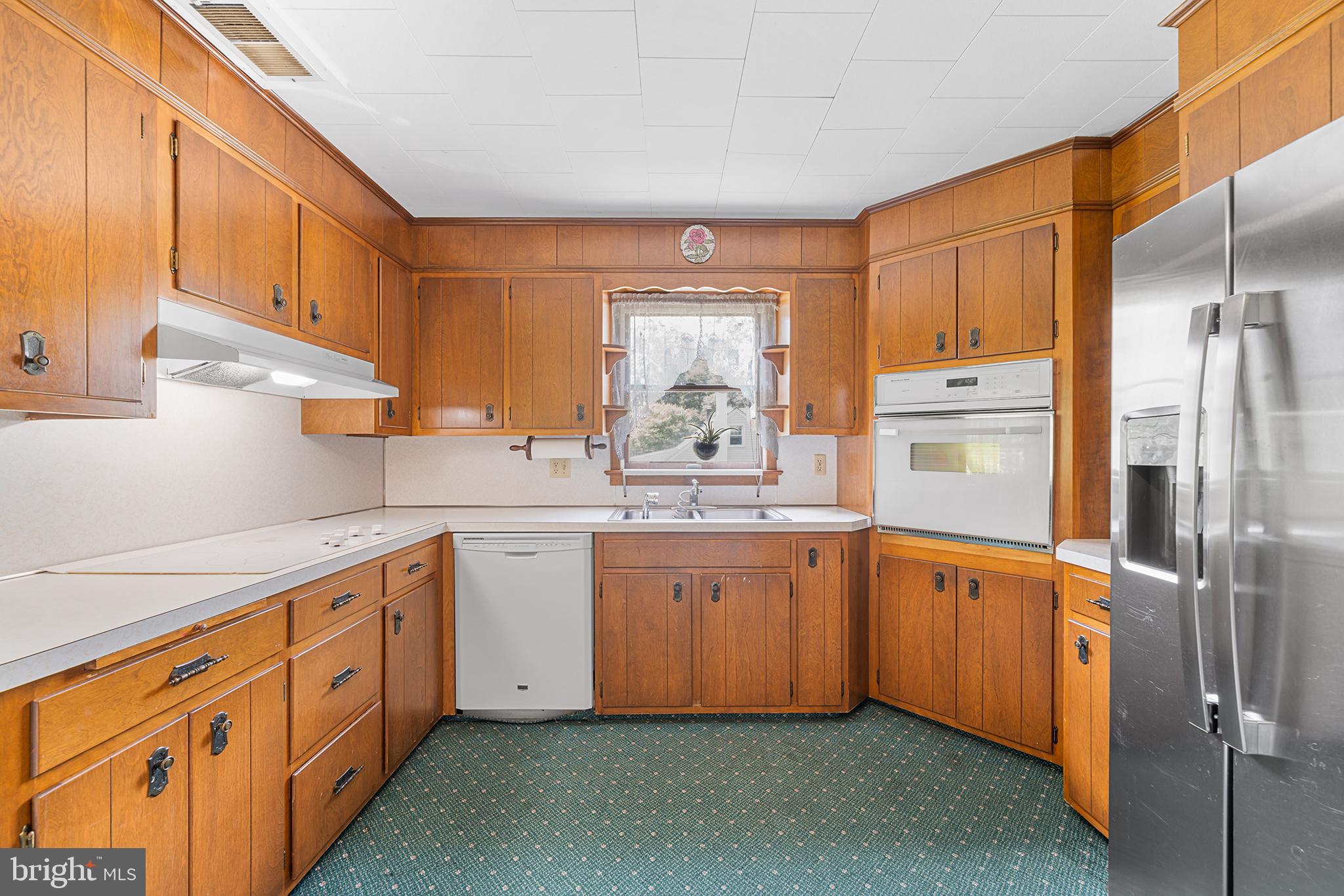1195 Powder Mill Hollow Road Boyertown, PA 19512 - Photo 7 of 32 Gallery Image 7