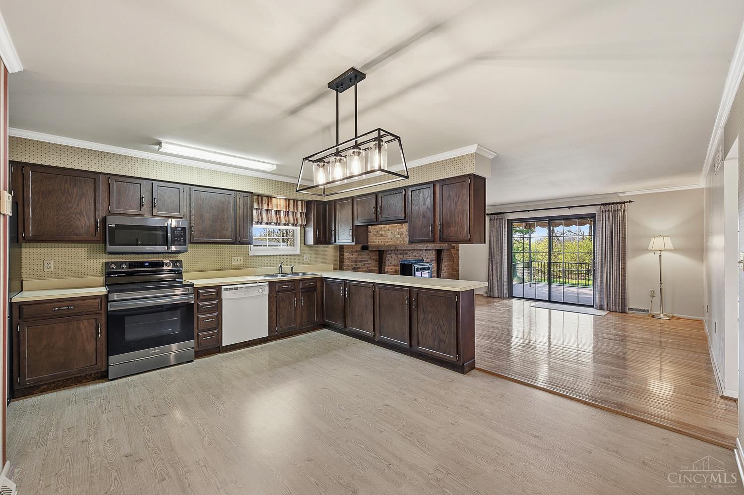 7999 Dimmick Road West Chester, OH 45241 - Photo 24 of 76