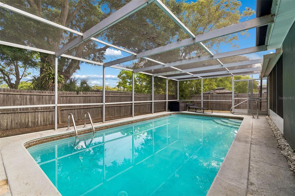 5553 Violet Drive New Port Richey, FL 34652 - Photo 2 of 23