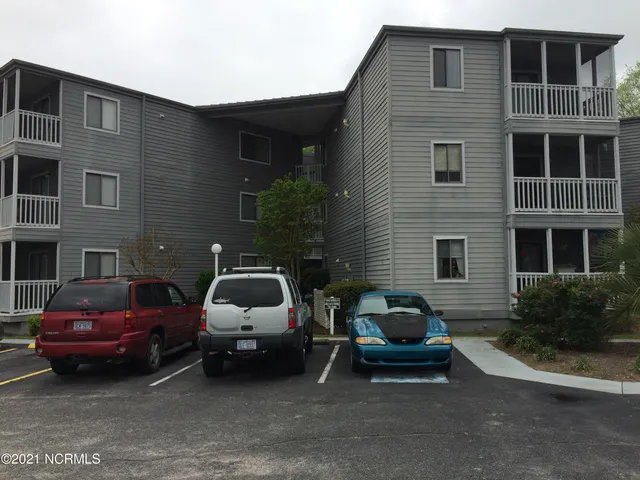 $1,050 | 10174 Beach Drive Southwest, Unit 1208, Calabash, NC 28467