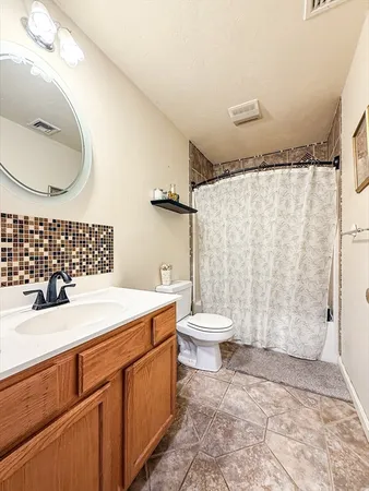 $370,000 | 95 High Street, Unit C, Uxbridge, MA 01569