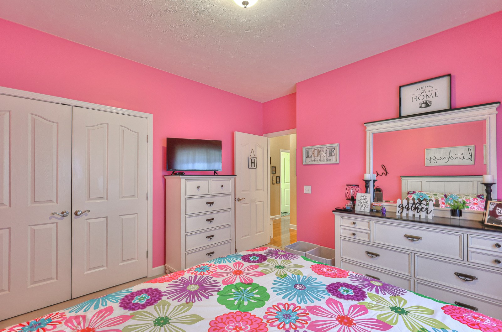 328 Logan Chapel Road Hillsboro, TN 37342 - Photo 25 of 64 a bedroom with a bed and a dresser in it
