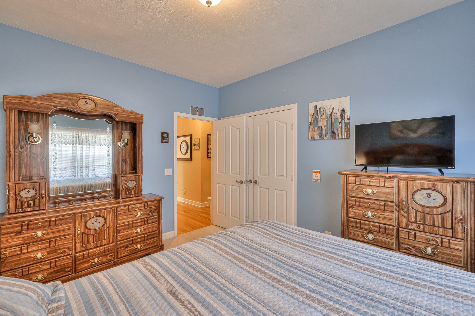 328 Logan Chapel Road Hillsboro, TN 37342 - Photo 27 of 64 a view of a livingroom with furniture and flat screen tv