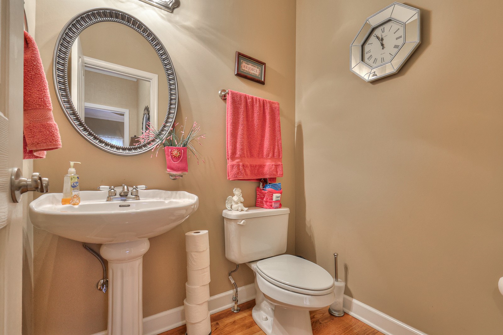 328 Logan Chapel Road Hillsboro, TN 37342 - Photo 28 of 64 a bathroom with a toilet sink and mirror