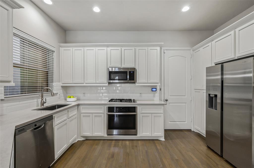 4248 Riverside Drive Flower Mound, TX 75028 - Photo 12 of 32