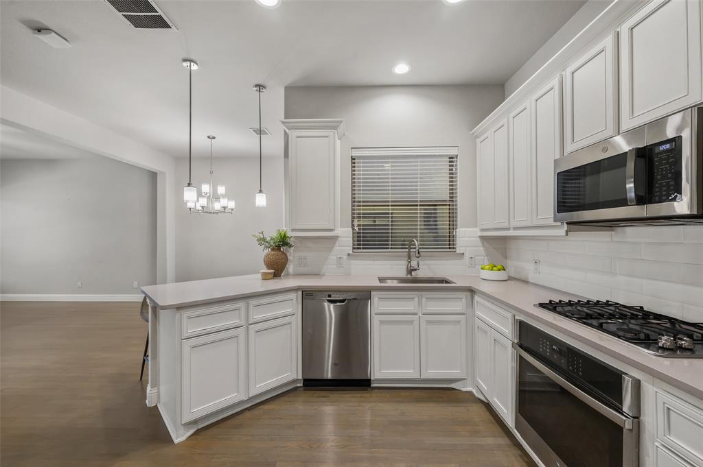 4248 Riverside Drive Flower Mound, TX 75028 - Photo 13 of 32