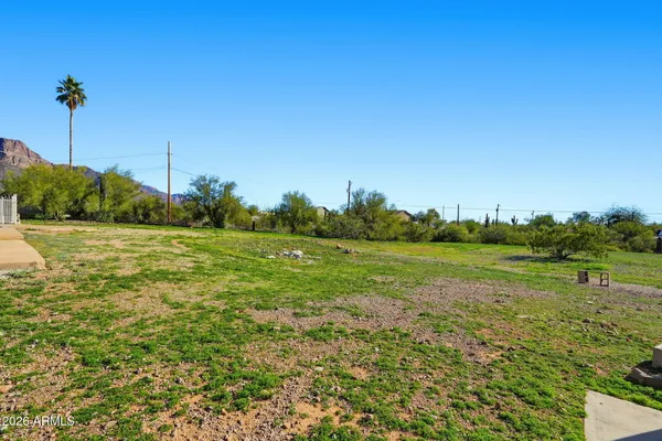 $624,900 | 4979 East Pioneer Street, Apache Junction, AZ 85119