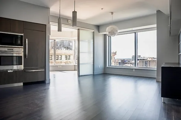 $5,750 | 110 Stuart Street, Unit 16H, Boston, MA 02116