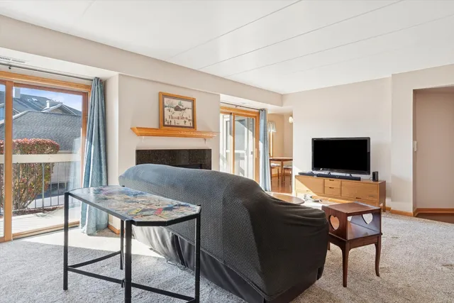 $260,000 | 14121 Norwich Lane, Unit 103, Orland Park, IL 60467