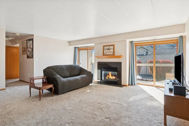 $260,000 | 14121 Norwich Lane, Unit 103, Orland Park, IL 60467