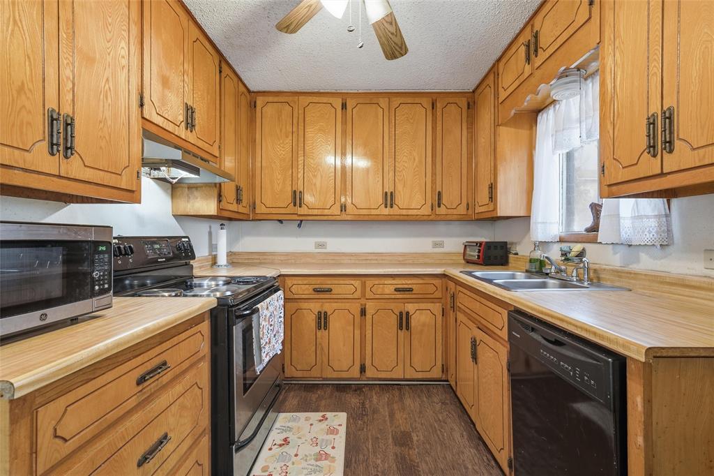 2724 Old Robinson Road Waco, TX 76706 - Photo 8 of 14