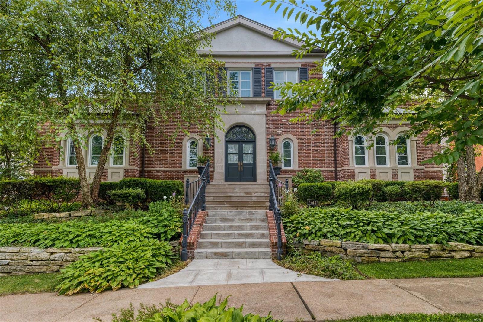 7744 Pershing Avenue St. Louis, MO 63105 - Photo 1 of 1