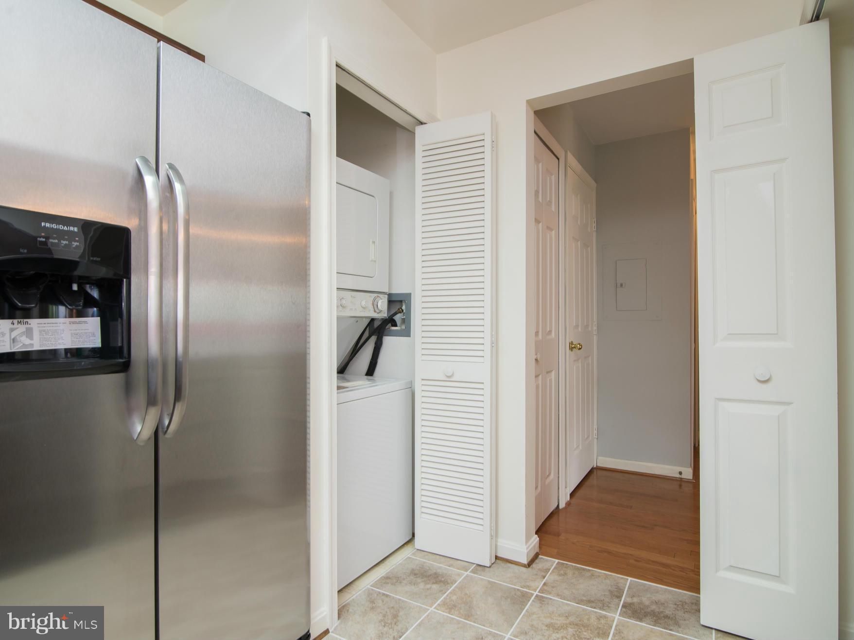 20576 Snowshoe Square, Unit 102 Ashburn, VA 20147 - Photo 6 of 30 Interior