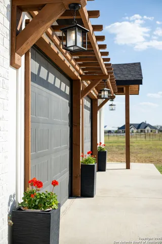 $675,000 | 452 Farmstead Drive, Seguin, TX 78155