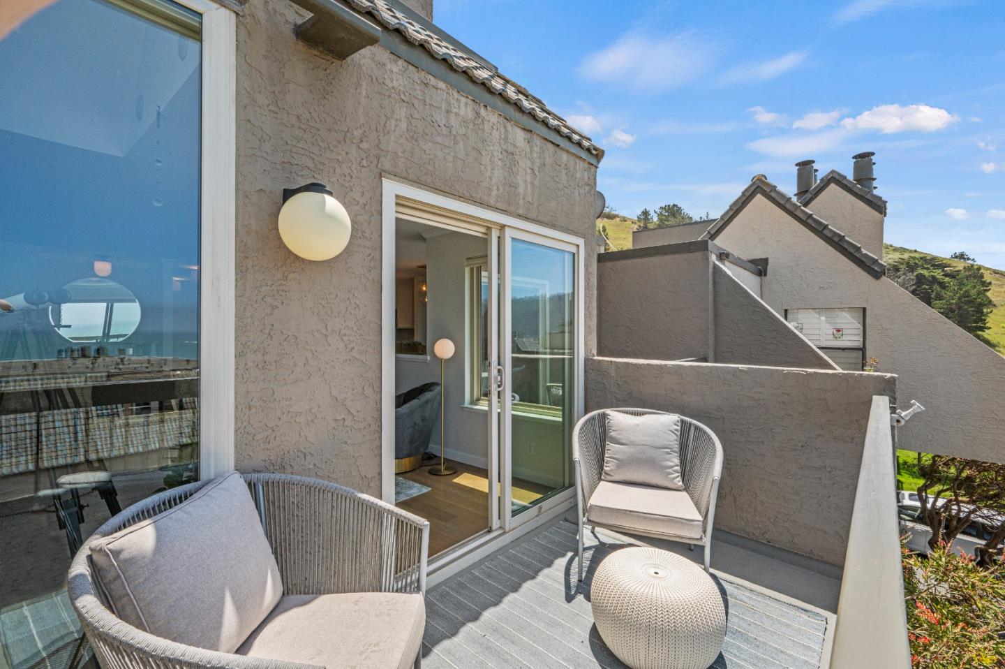 415 Roberts Road Pacifica, CA 94044 - Photo 11 of 69 a bathroom with a toilet and a sink