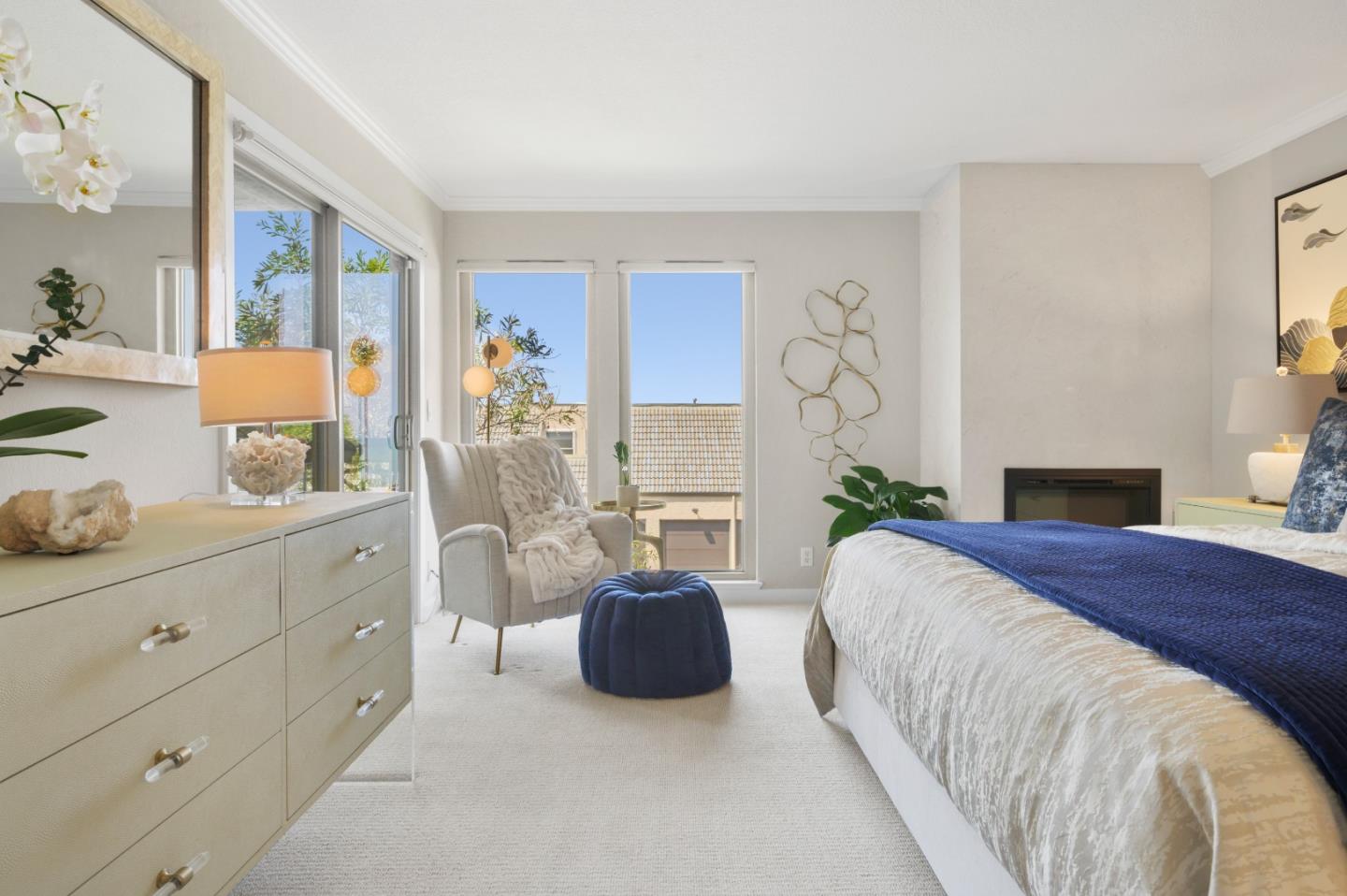 415 Roberts Road Pacifica, CA 94044 - Photo 38 of 69 a spacious bedroom with a bed and a couch