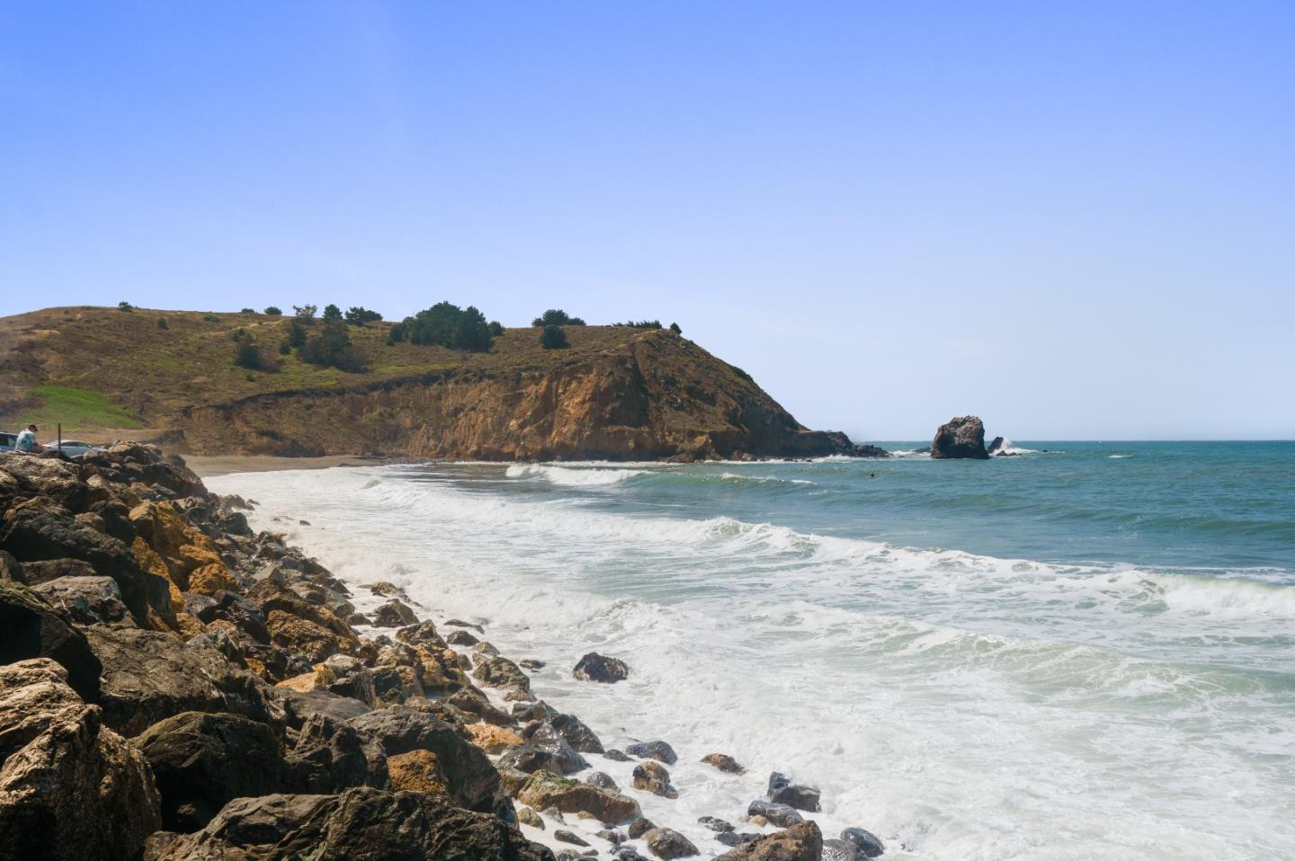 415 Roberts Road Pacifica, CA 94044 - Photo 58 of 69 a view of lake view and mountain view