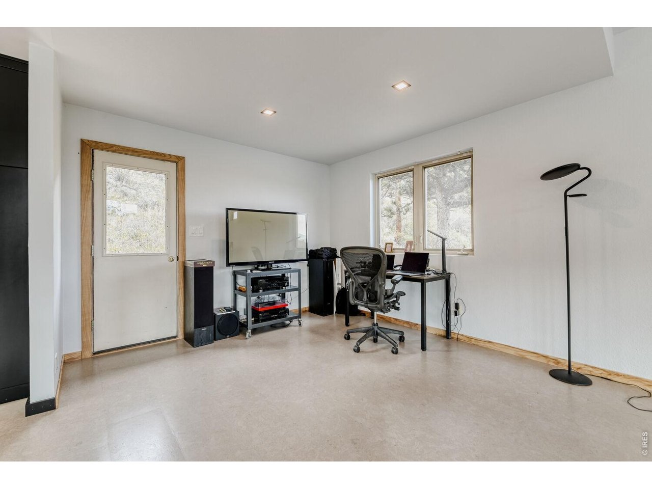548 Coughlin Meadows Road Boulder, CO 80302 - Photo 20 of 38 Office/Study