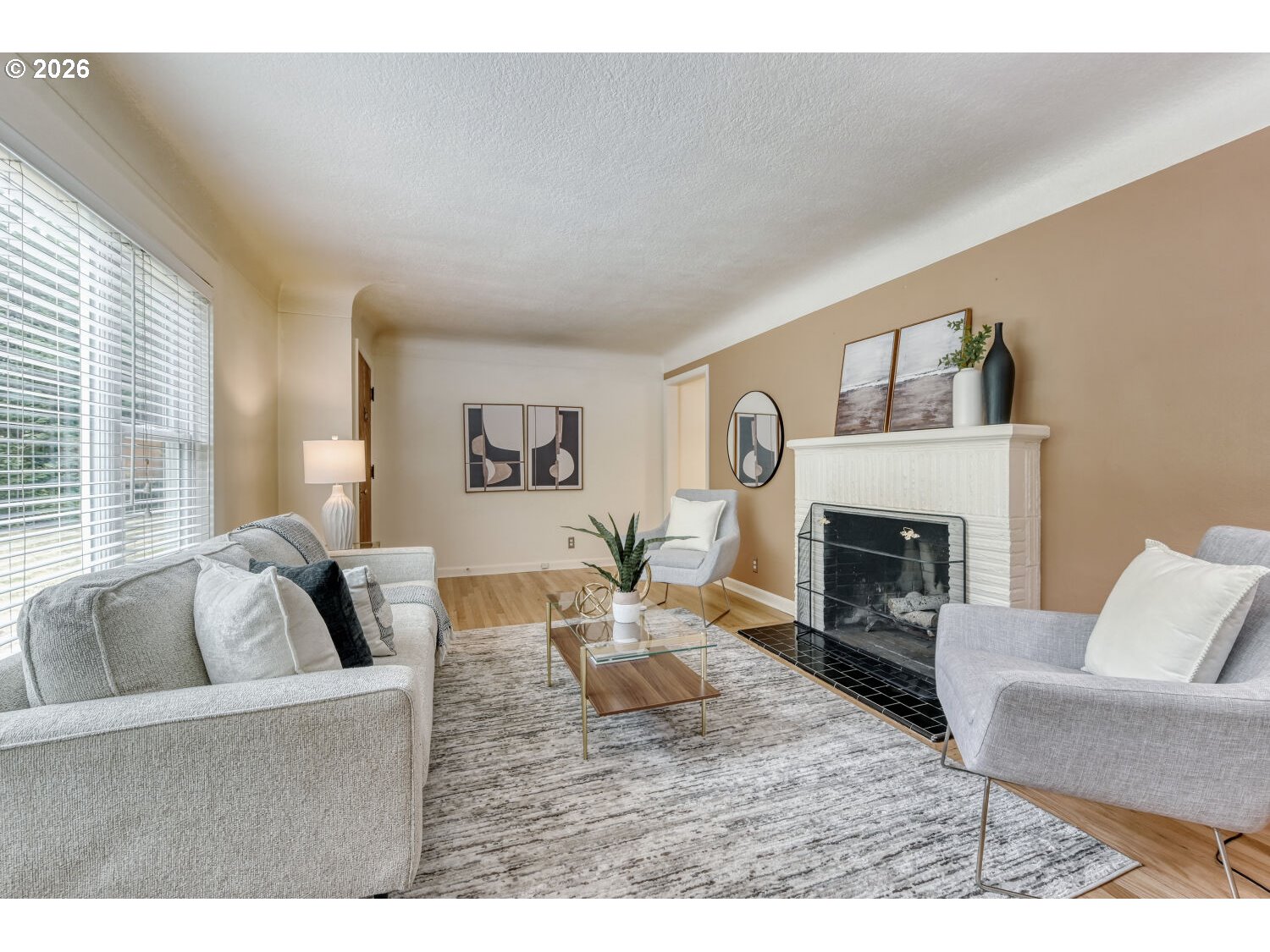 9314 Southwest Terwilliger Boulevard Portland, OR 97219 - Photo 4 of 27
