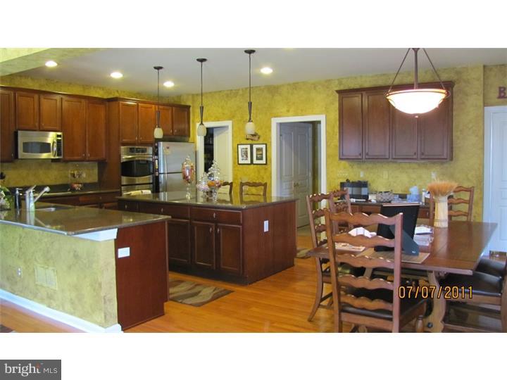 202 Hopkins Road Mickleton, NJ 08056 - Photo 11 of 25 Kitchen