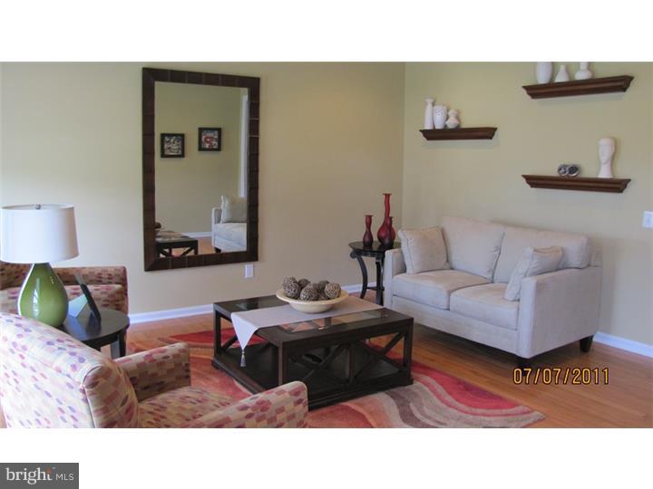 202 Hopkins Road Mickleton, NJ 08056 - Photo 8 of 25 Living Room