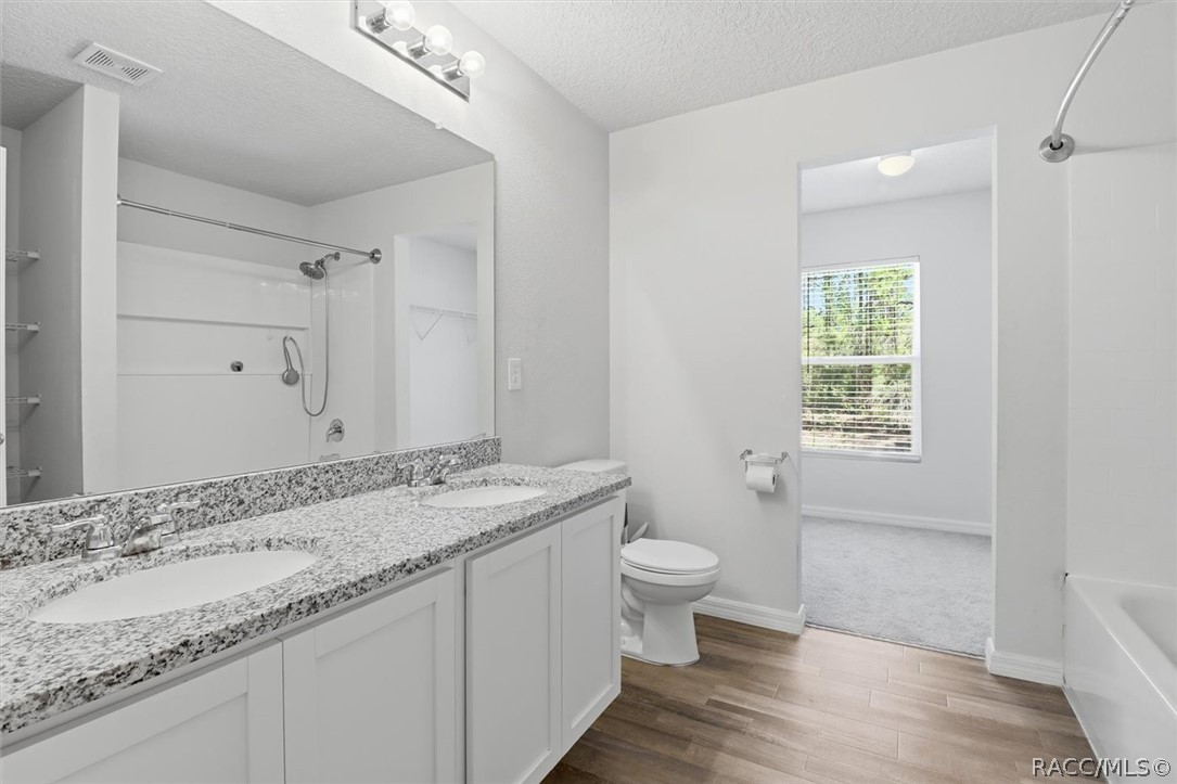 2934 West Higgins Place Dunnellon, FL 34433 - Photo 31 of 46 master bath