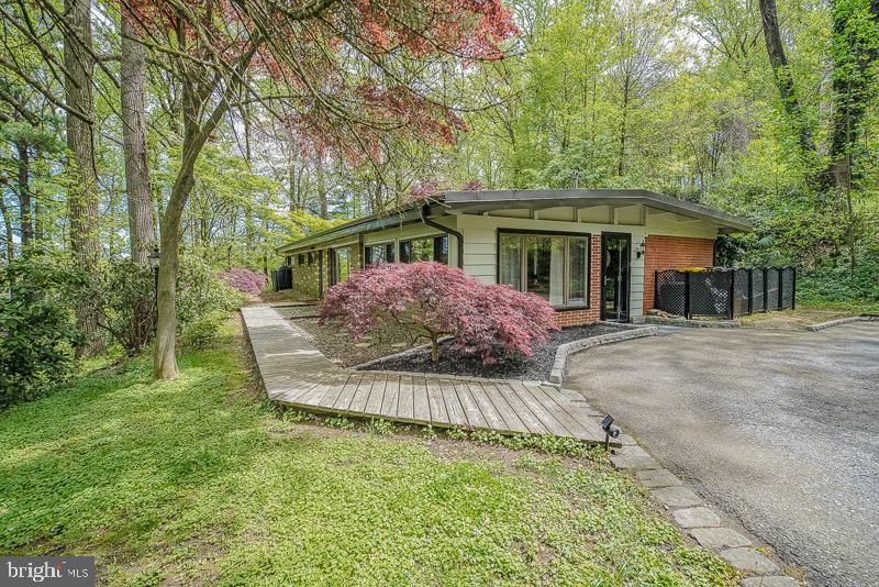 432 Sharon Drive Wayne, PA 19087 - Photo 15 of 58