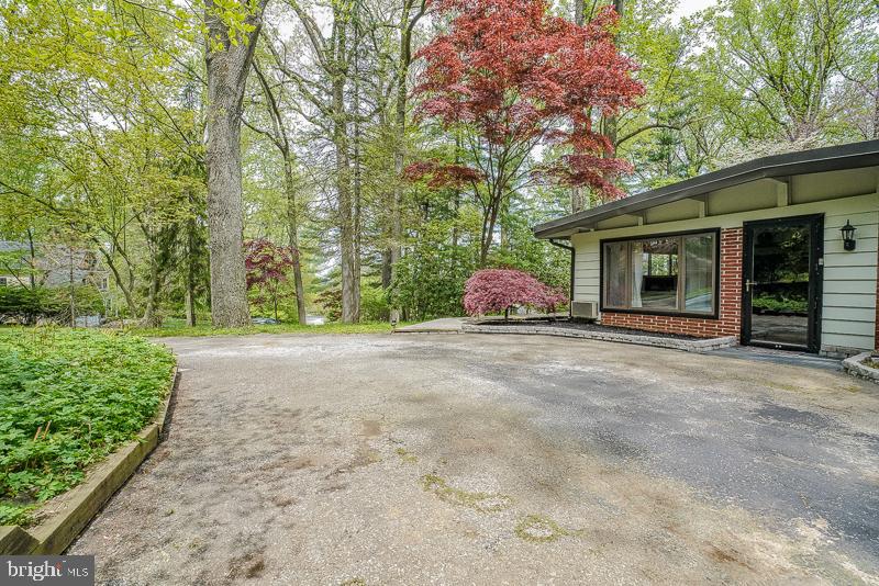 432 Sharon Drive Wayne, PA 19087 - Photo 17 of 58