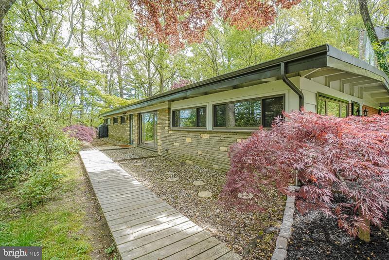 432 Sharon Drive Wayne, PA 19087 - Photo 18 of 58