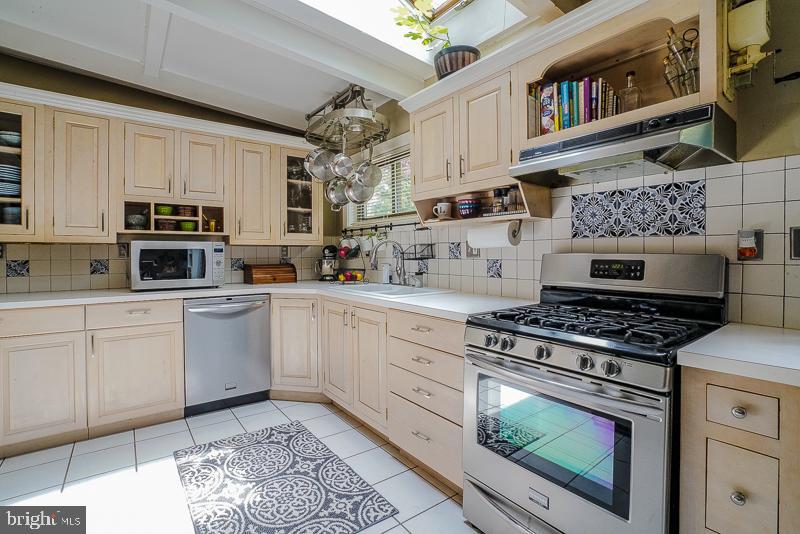 432 Sharon Drive Wayne, PA 19087 - Photo 33 of 58