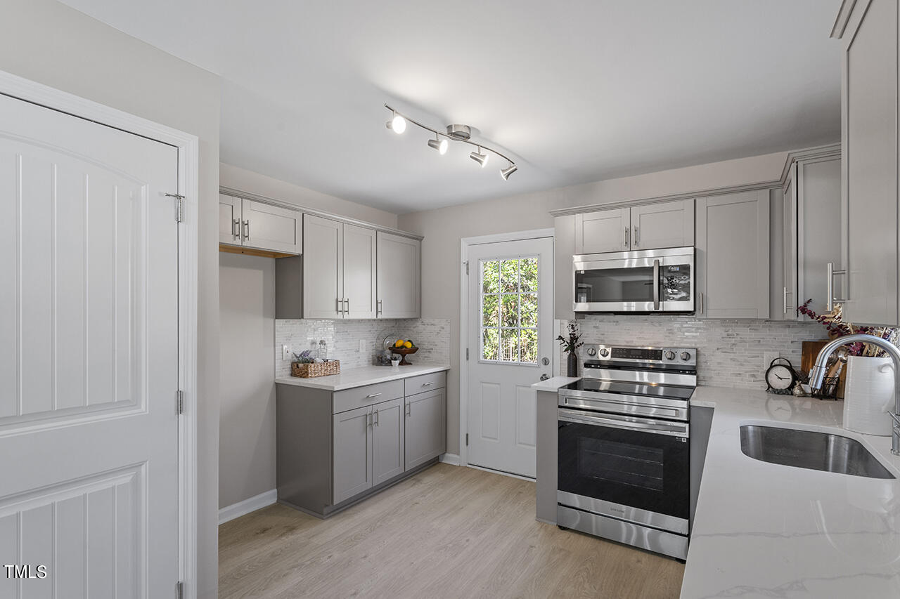 3217 Brentwood Rd_16