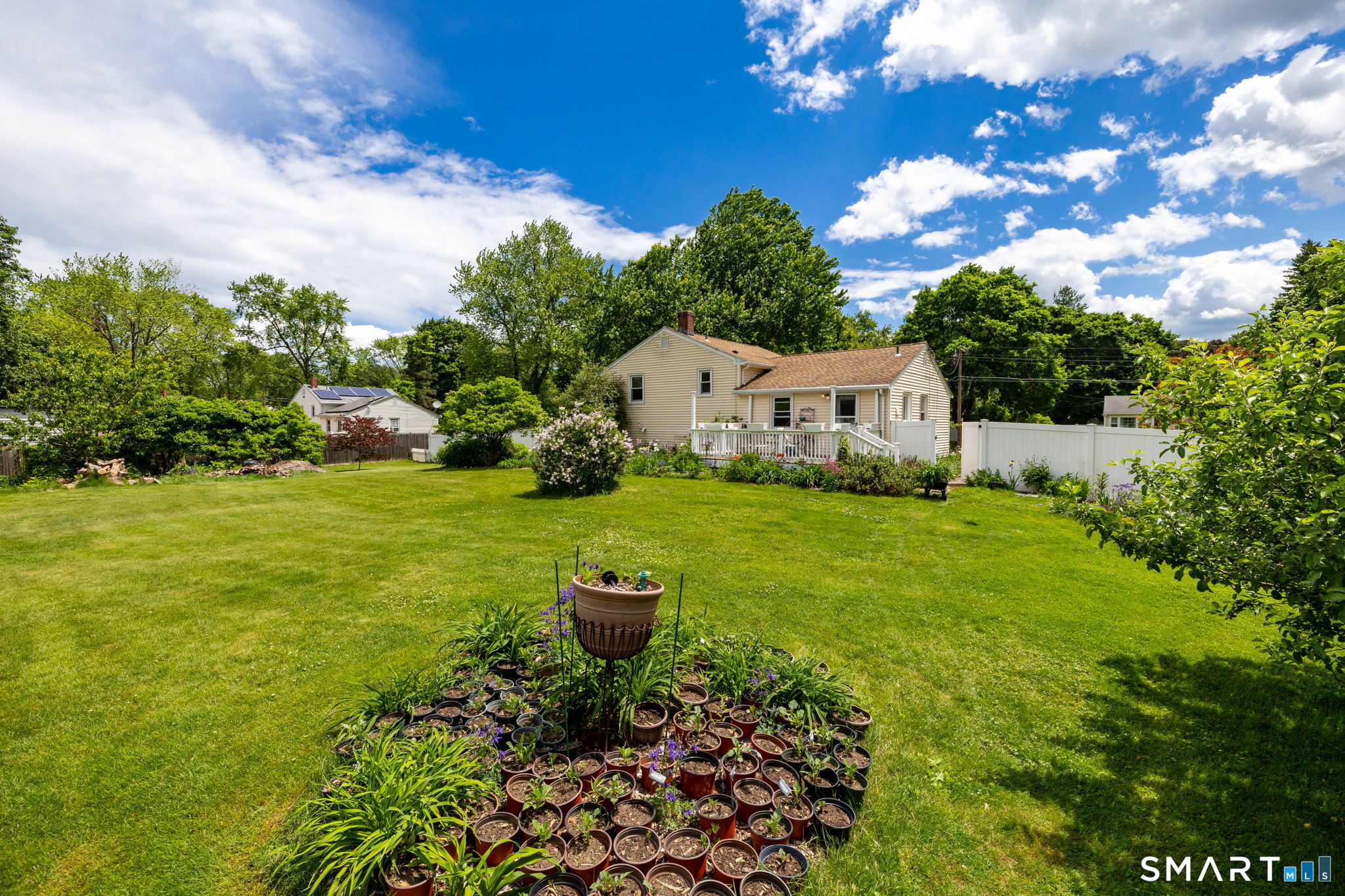 40 Overlook Road South Windsor, CT 06074 - Photo 4 of 28
