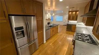 $1,099,000 | 2276 Fanwood Avenue, Long Beach, CA 90815