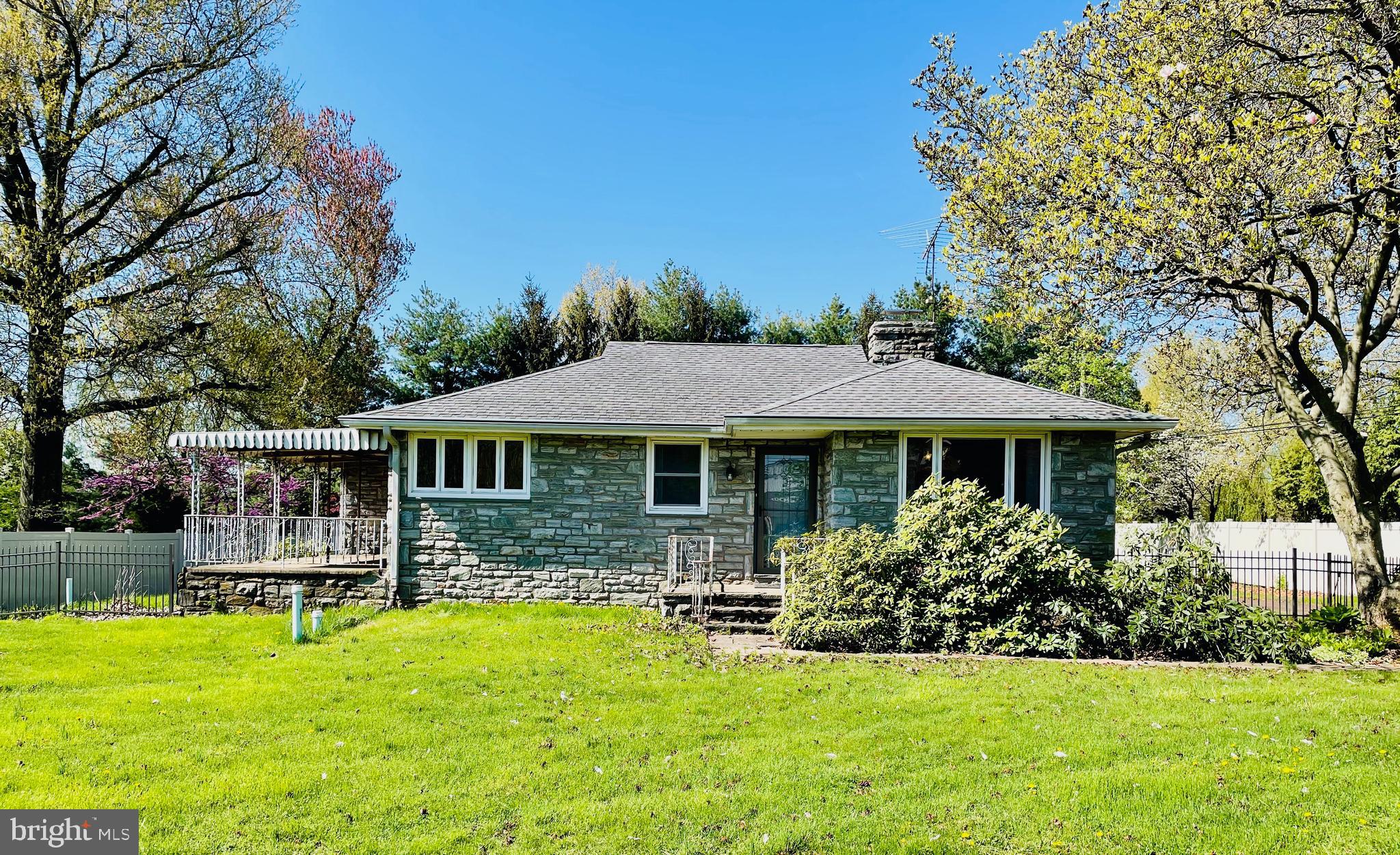 1306 Welsh Road Lansdale, PA 19446 - Photo 2 of 17 Gallery Image 2
