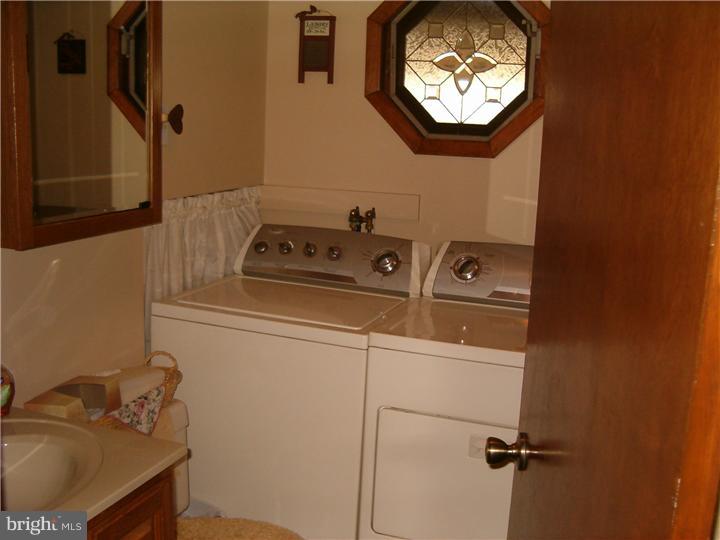 36 Cardinal Road Levittown, PA 19057 - Photo 10 of 19 Laundry Room