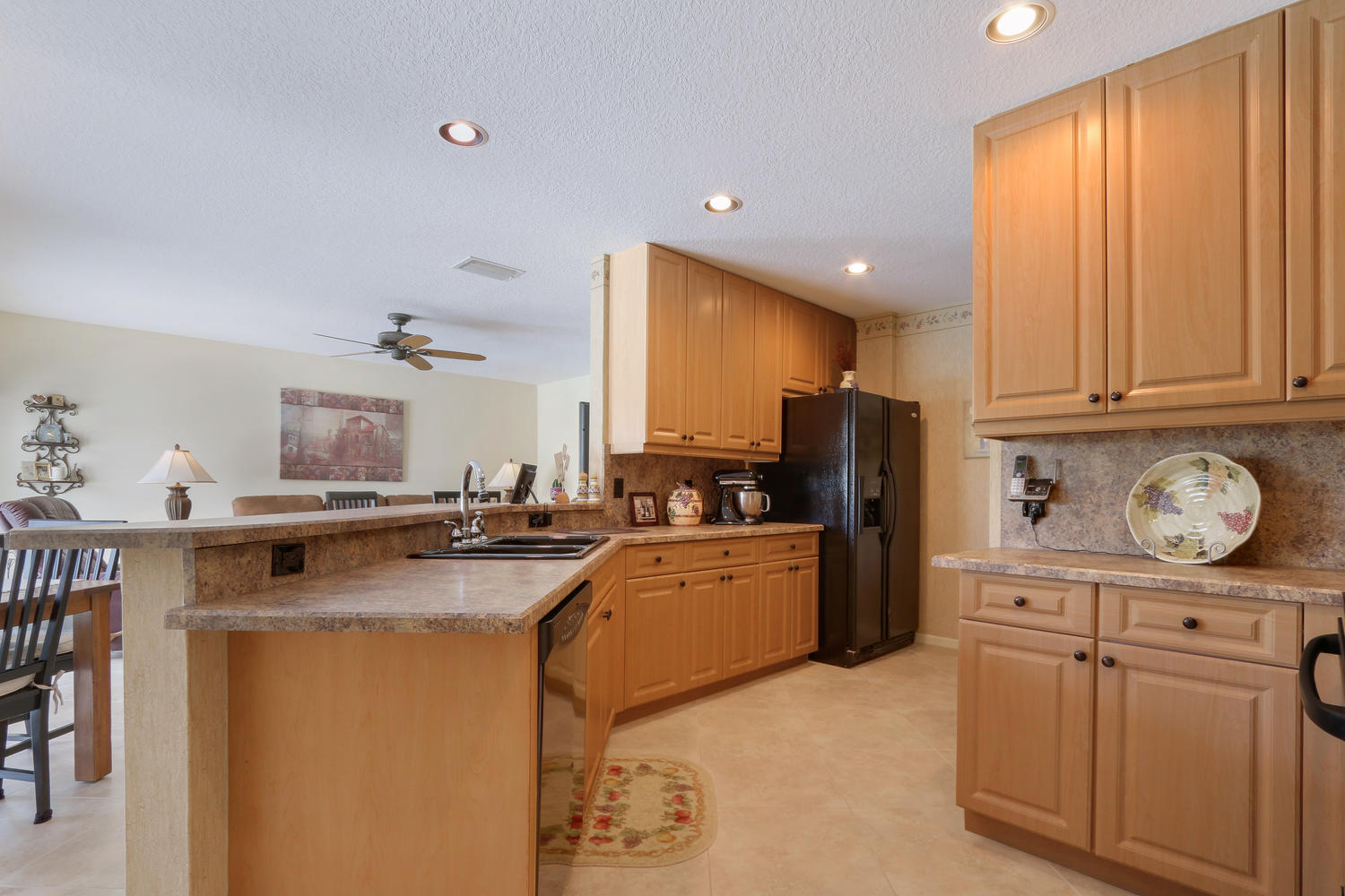 17276 Balboa Point Way Boca Raton, FL 33487 - Photo 7 of 27 Kitchen