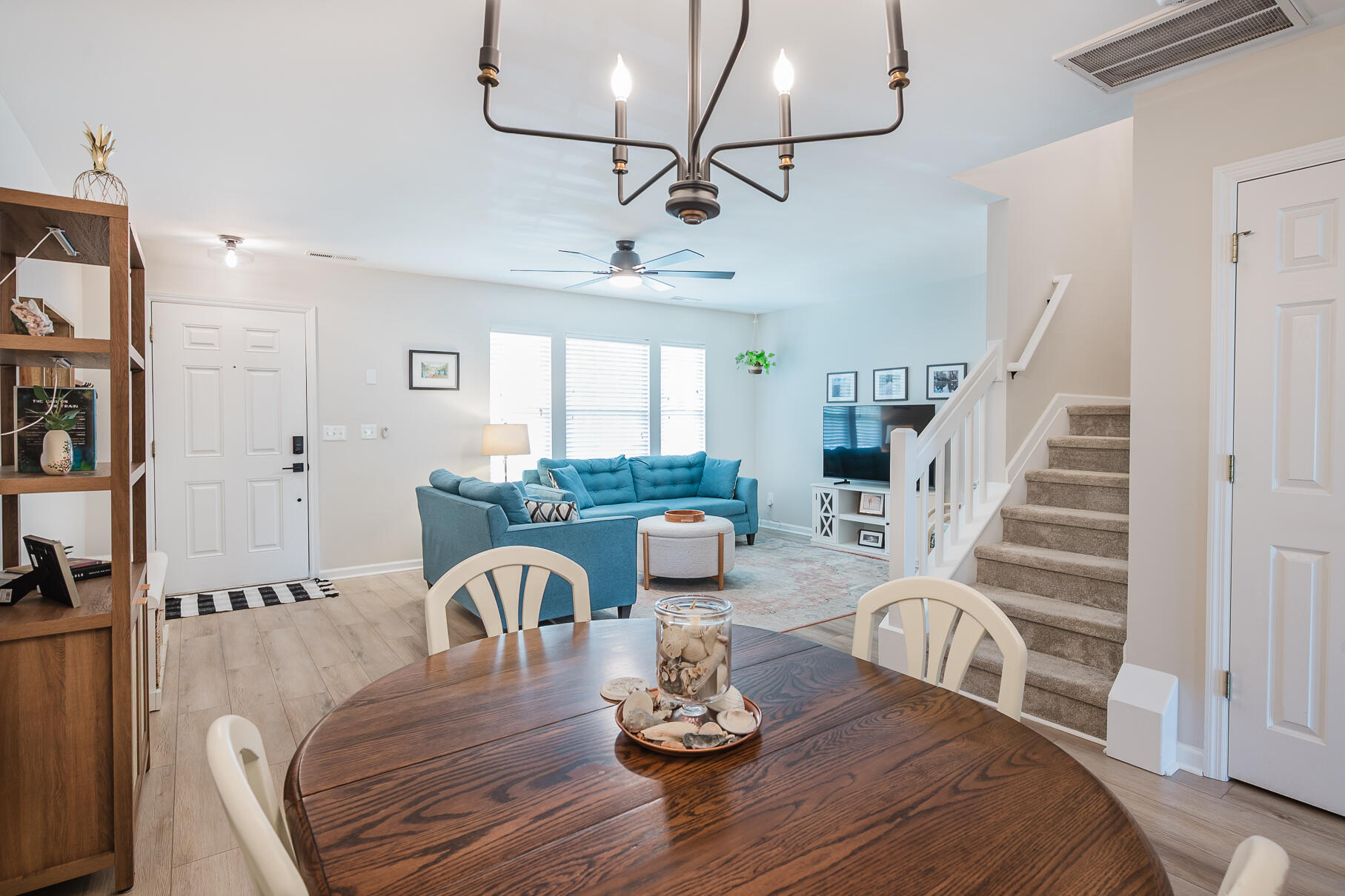 465 Doane Way Wando, SC 29492 - Photo 6 of 36 465DoaneWay-6