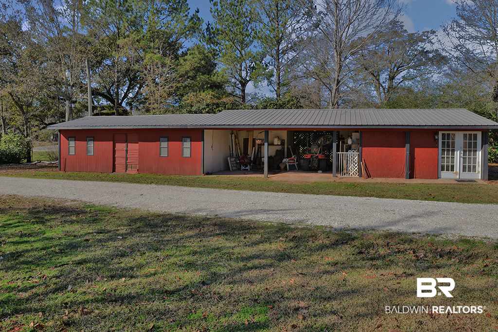 138 Baker Street Atmore, AL 36502 - Photo 15 of 50