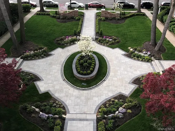 $4,000 | 180 Hilton Avenue, Unit A3, Hempstead, NY 11550