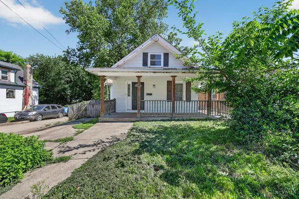 $189,900 | 3718 Standish Avenue, Cincinnati, OH 45213
