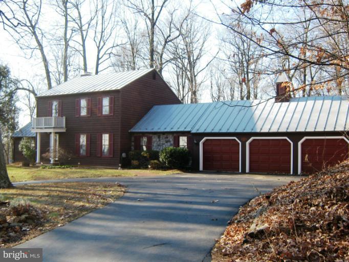 17203 Clarksridge Road Leesburg, VA 20176 - Photo 1 of 29 Exterior (Front)
