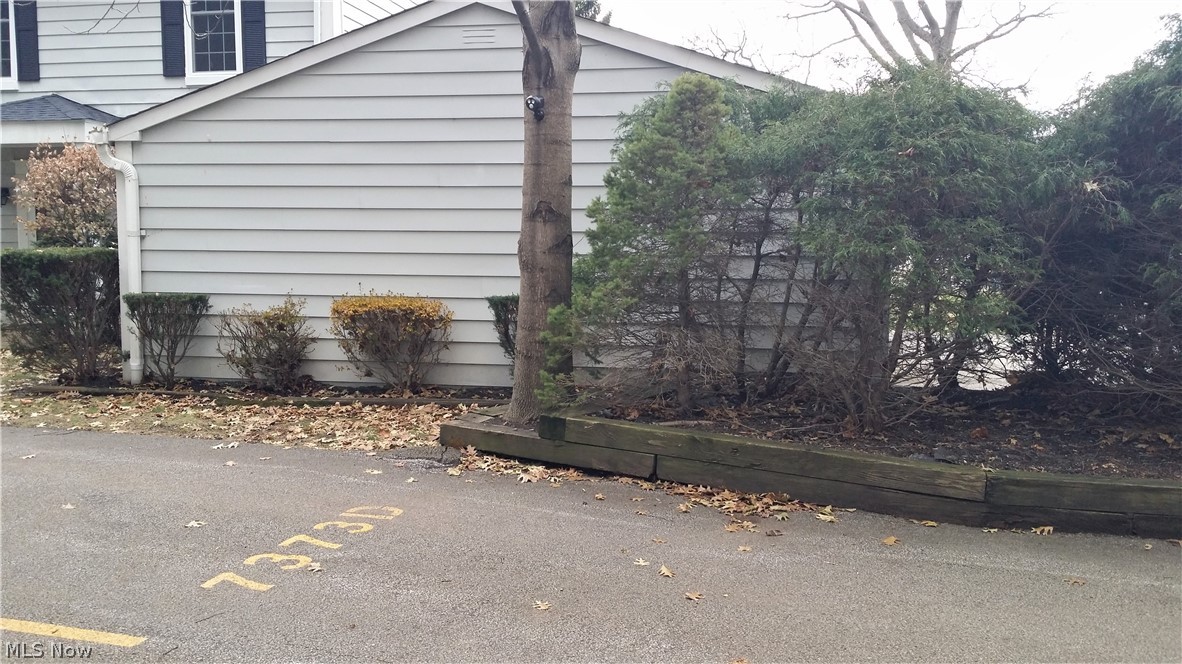 7373 Fox Mill Road, Unit D Mentor, OH 44060 - Photo 23 of 26 Guest Parking Spot!