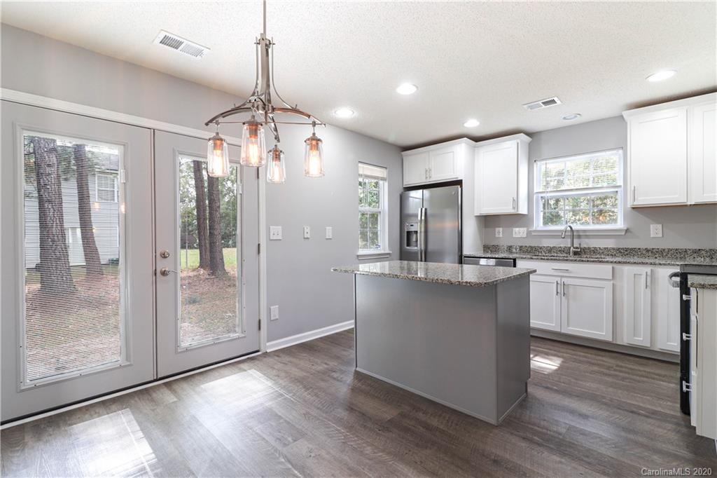 5151 Ficus Tree Lane Charlotte, NC 28215 - Photo 16 of 32