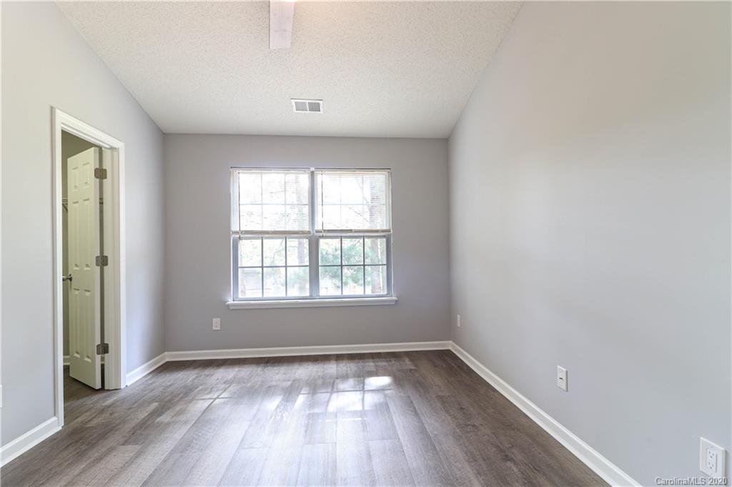 5151 Ficus Tree Lane Charlotte, NC 28215 - Photo 23 of 32