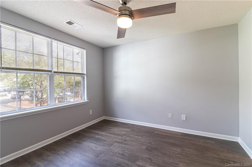 5151 Ficus Tree Lane Charlotte, NC 28215 - Photo 29 of 32
